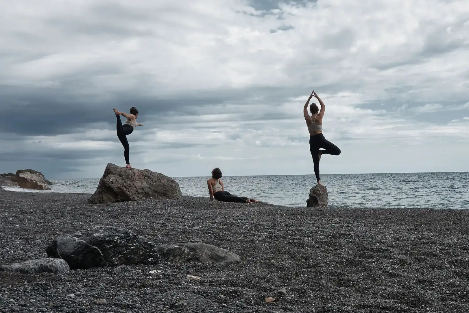 3 Asana Posen am Meer